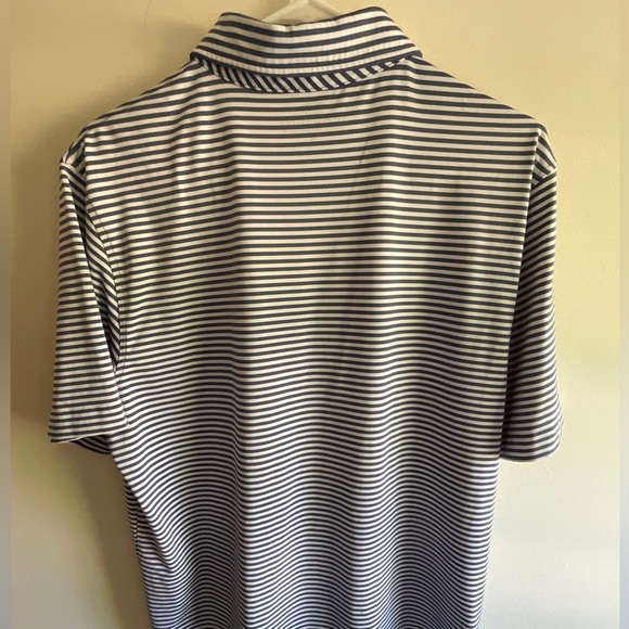 Vineyard Vines Polo Medium - Picture 2 of 2